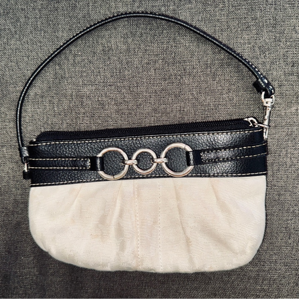 New‎ York & Company Black and White Wristlet
